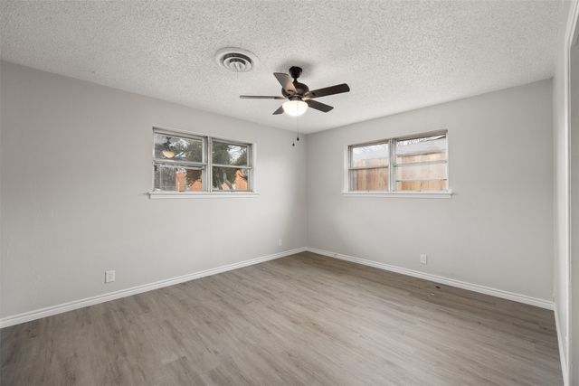 5920 Walraven Circle, Fort Worth, TX 76133
