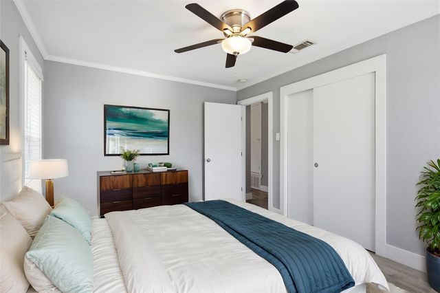 1103 Booker Ave B, Austin, TX 78752