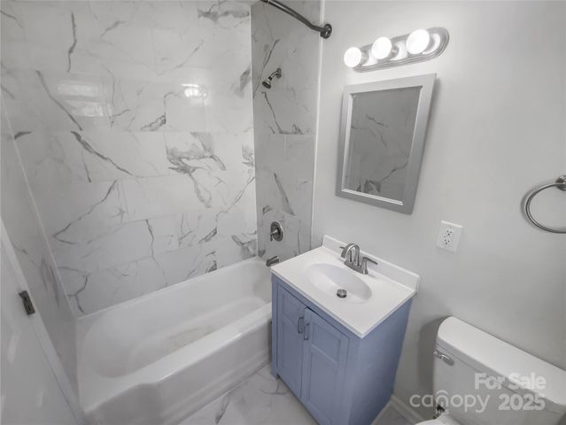 349 Wakefield Drive A, Charlotte, NC 28209