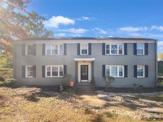 349 Wakefield Drive A, Charlotte, NC 28209
