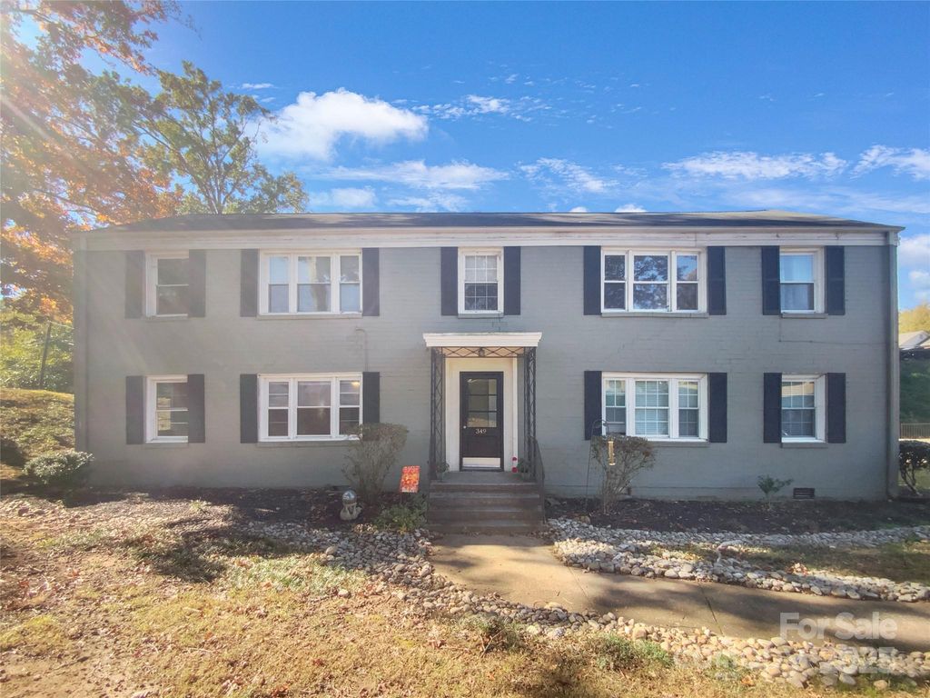 349 Wakefield Drive A, Charlotte, NC 28209