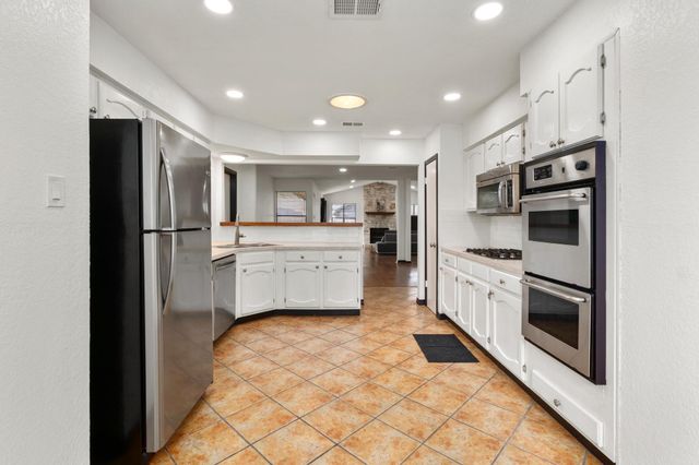 12302 Cabana LN, Austin, TX 78727