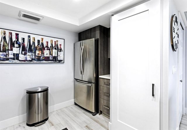 2400 Presidential Way 1803, West Palm Beach, FL 33401