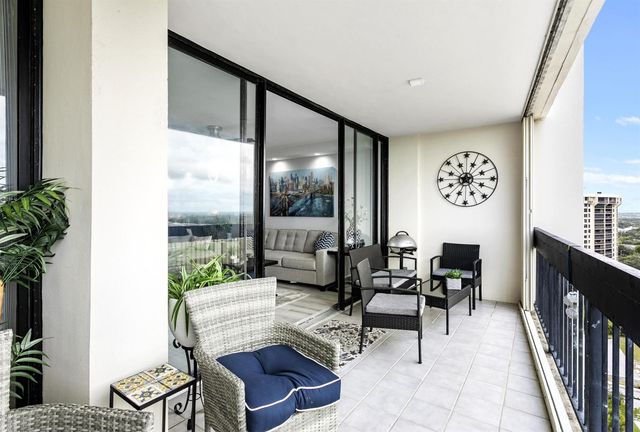 2400 Presidential Way 1803, West Palm Beach, FL 33401
