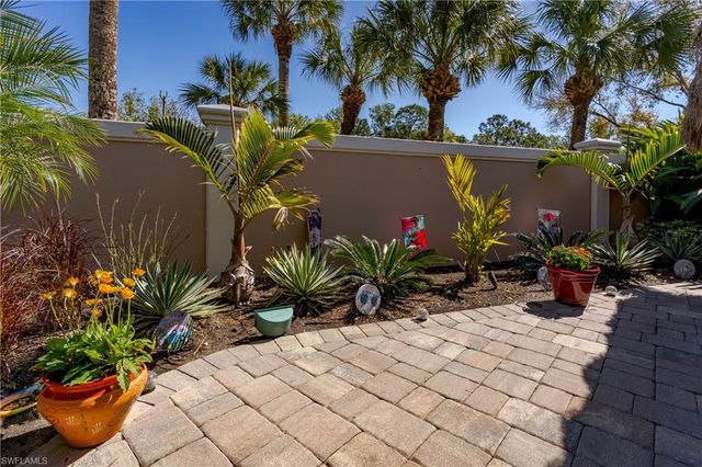 13583 Snook CIR, Naples, FL 34114