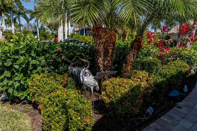 13583 Snook CIR, Naples, FL 34114