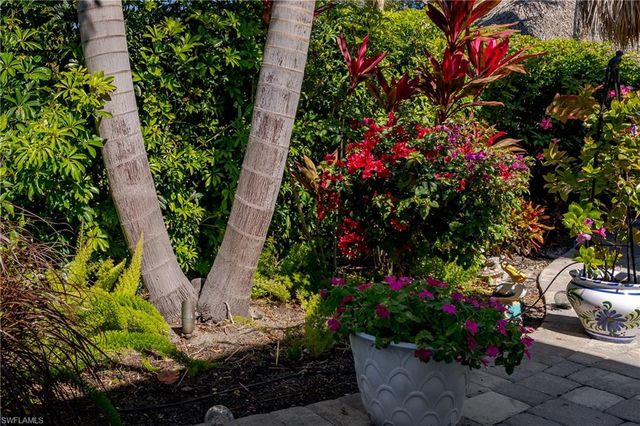 13583 Snook CIR, Naples, FL 34114