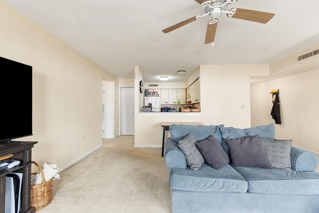 50 South Common St 403, Lynn, MA 01902