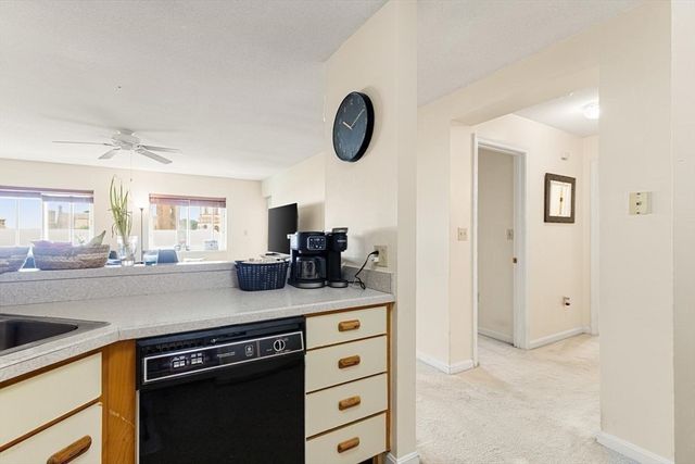 50 South Common St 403, Lynn, MA 01902