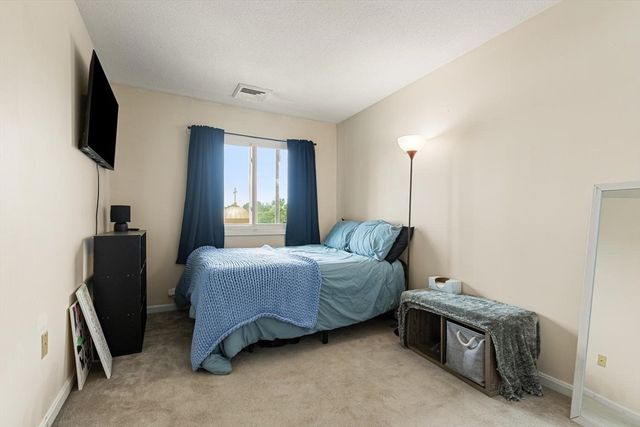 50 South Common St 403, Lynn, MA 01902