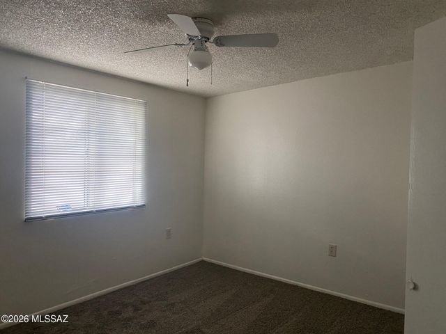 4235 E Fairmount St Apt 12, Tucson, AZ 85712