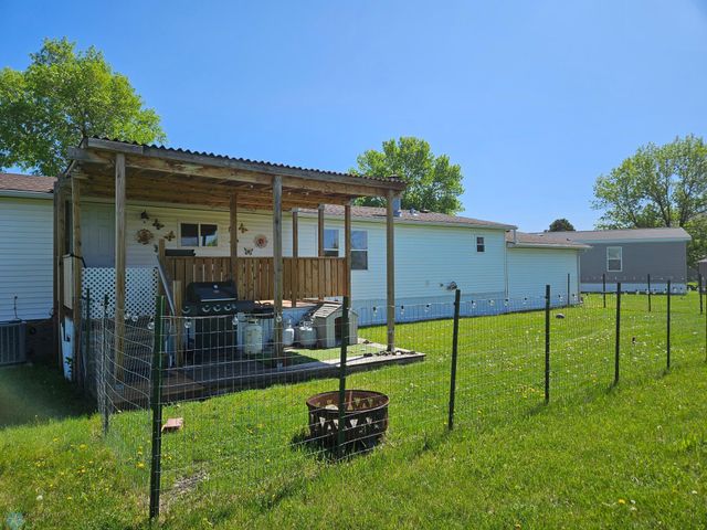 4732 San Juan Drive, Fargo, ND 58103