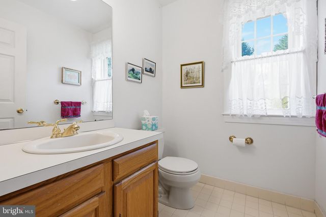 304 BARTRAM LN E, Hockessin, DE 19707