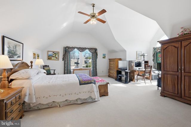 304 BARTRAM LN E, Hockessin, DE 19707