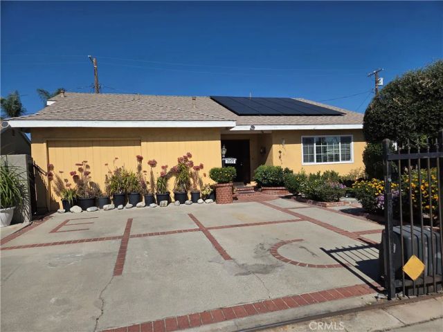 11223 Stagg, Sun Valley, CA 91352
