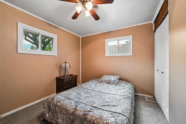 2430 3rd Avenue, Marion, IA 52302