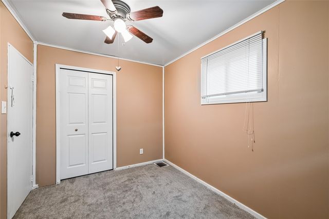 2430 3rd Avenue, Marion, IA 52302