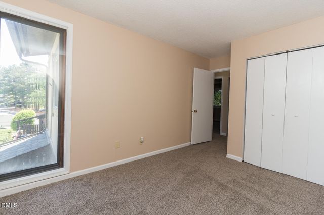 4305 Lake Ridge Drive, Raleigh, NC 27604