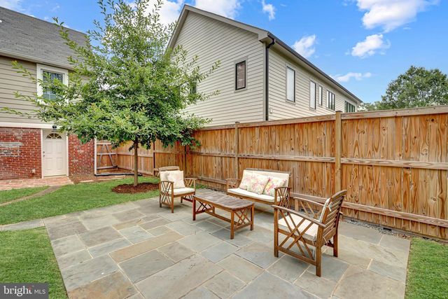 1130 17TH ST S, Arlington, VA 22202