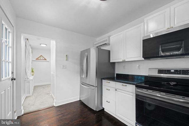 1130 17TH ST S, Arlington, VA 22202