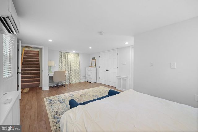 1130 17TH ST S, Arlington, VA 22202