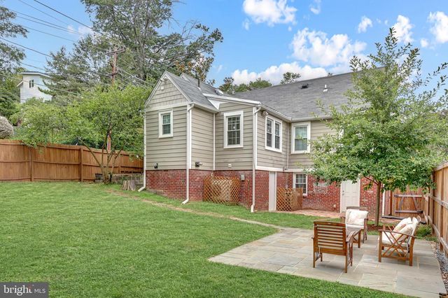 1130 17TH ST S, Arlington, VA 22202