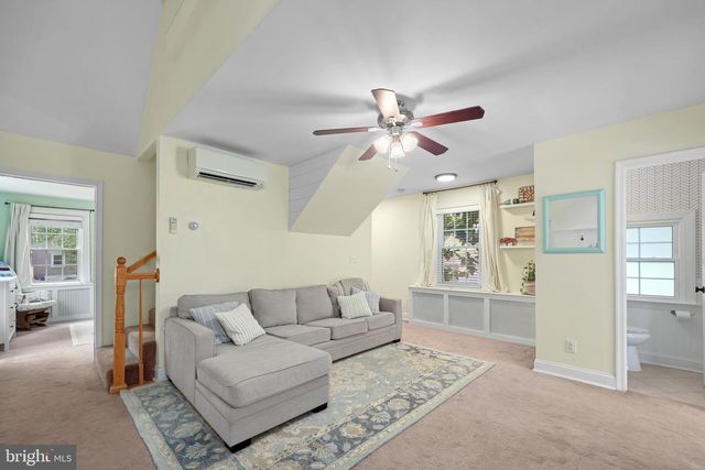 1130 17TH ST S, Arlington, VA 22202
