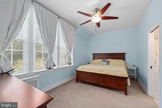 1130 17TH ST S, Arlington, VA 22202