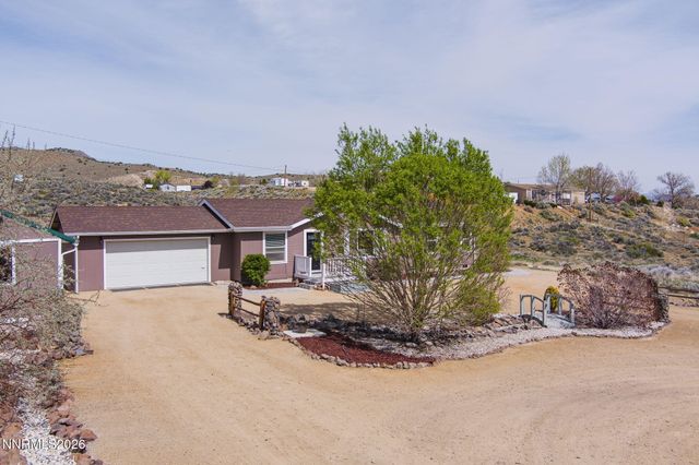 701 W 7th Avenue, Sun Valley, NV 89433