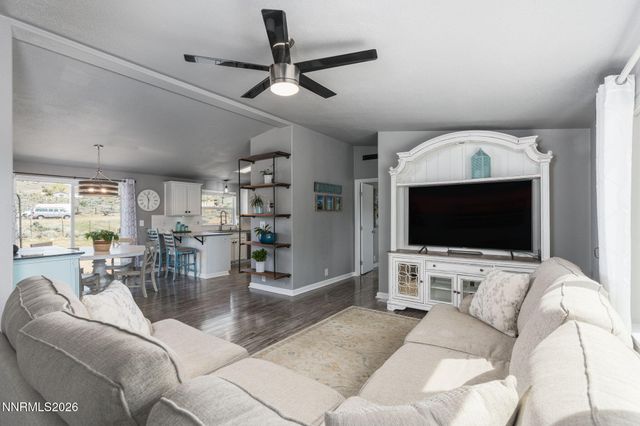 701 W 7th Avenue, Sun Valley, NV 89433