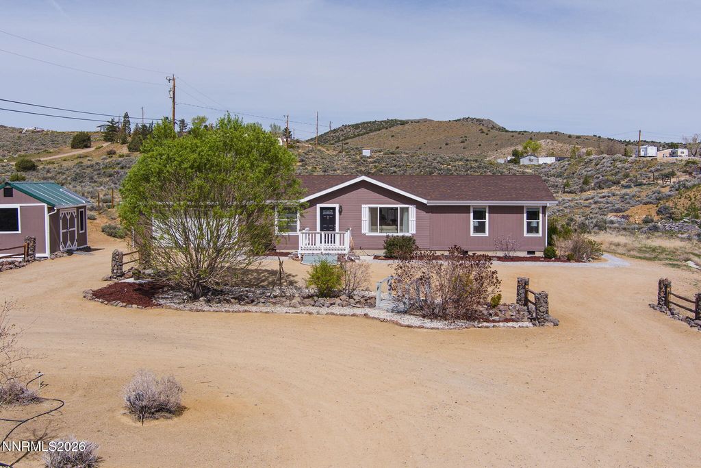 701 W 7th Avenue, Sun Valley, NV 89433