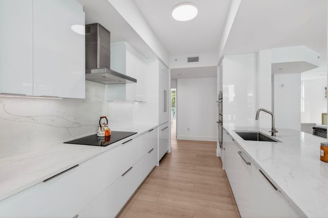 500 SE Mizner Boulevard A311, Boca Raton, FL 33432