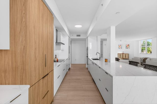 500 SE Mizner Boulevard A311, Boca Raton, FL 33432