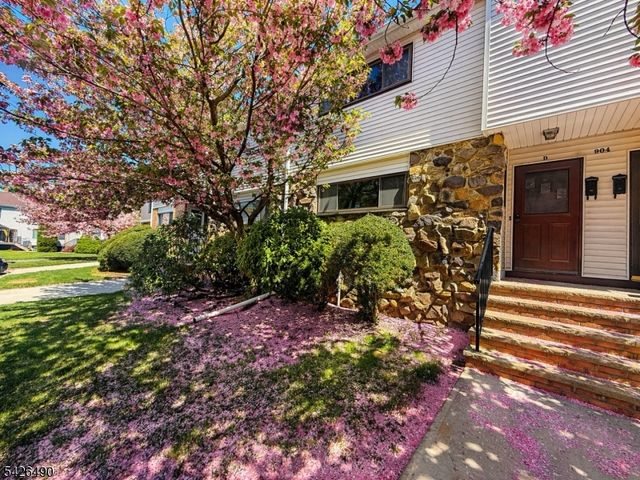 904 Merritt Dr D, Hillsborough Twp., NJ 08844