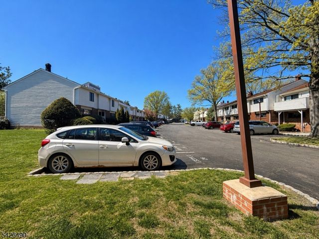 904 Merritt Dr D, Hillsborough Twp., NJ 08844