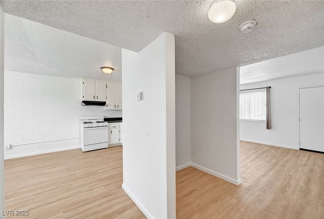 2532 Bulloch Street F, North Las Vegas, NV 89030