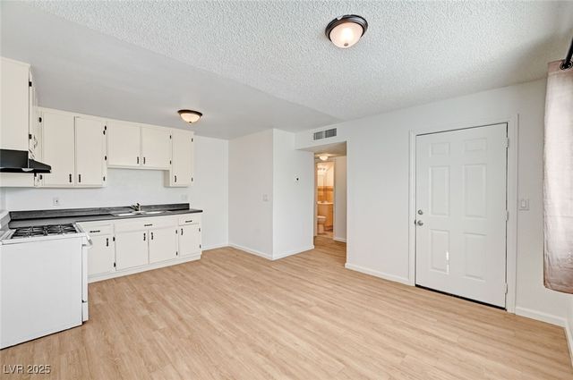 2532 Bulloch Street F, North Las Vegas, NV 89030