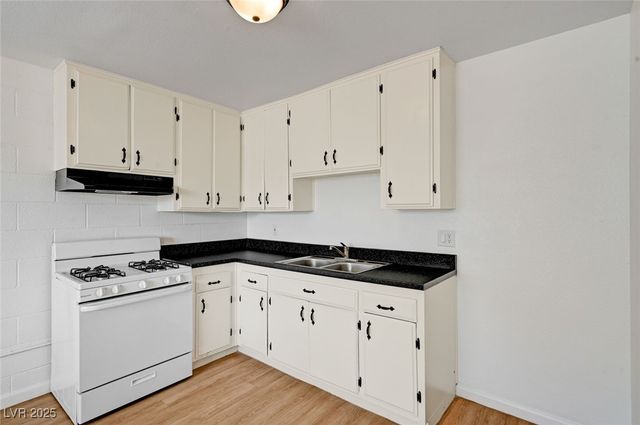 2532 Bulloch Street F, North Las Vegas, NV 89030