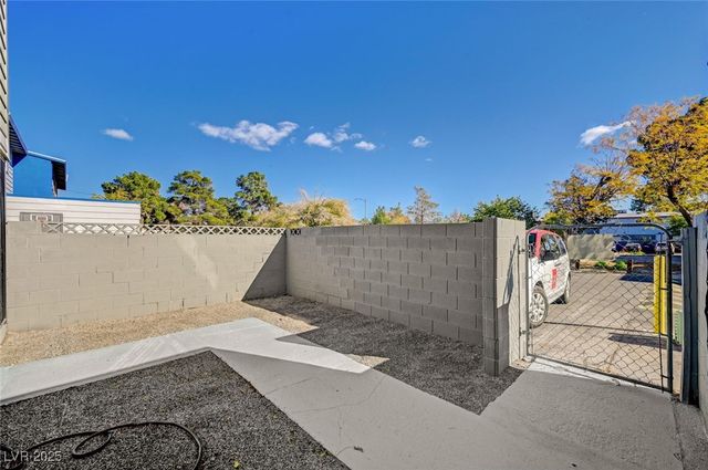 2532 Bulloch Street F, North Las Vegas, NV 89030