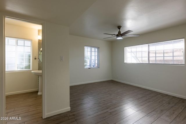 8322 E WILSHIRE Drive, Scottsdale, AZ 85257