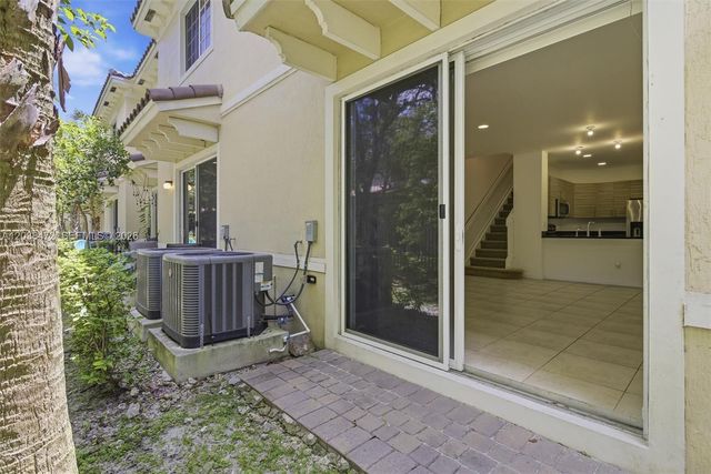 2664 SW 81st Ter 2666, Miramar, FL 33025