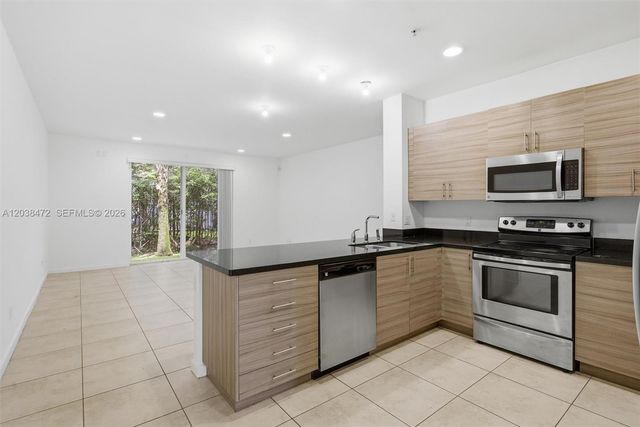 2664 SW 81st Ter 2666, Miramar, FL 33025