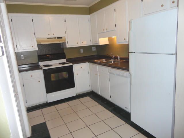 7700 Corley Drive, North Charleston, SC 29418