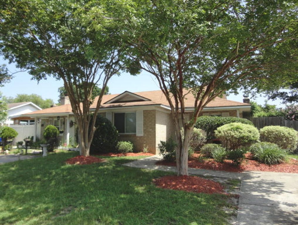 7700 Corley Drive, North Charleston, SC 29418