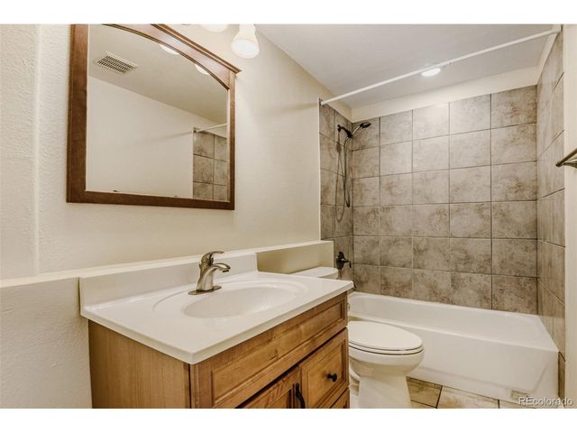 22138 E Jamison Pl, Aurora, CO 80016