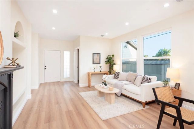 19241 Envoy Avenue, Corona, CA 92881