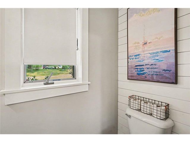 685 Flora Square, Prescott, WI 54021