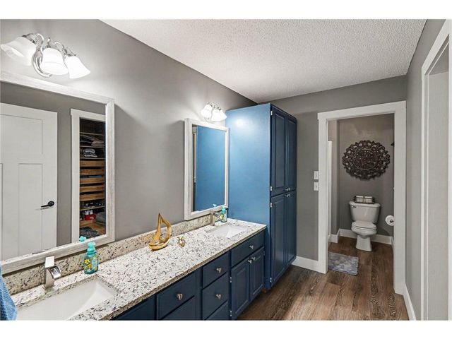 685 Flora Square, Prescott, WI 54021