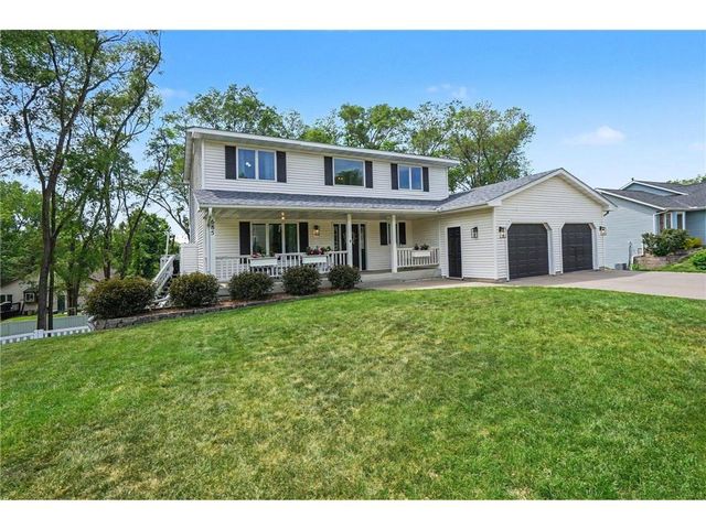 685 Flora Square, Prescott, WI 54021