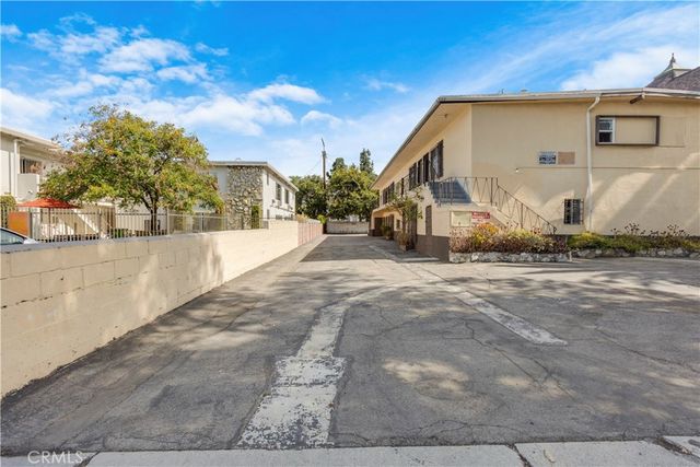 1143 W 28th, Los Angeles, CA 90007
